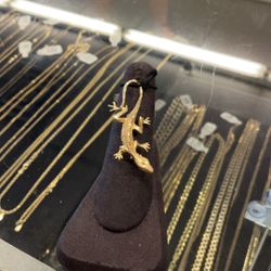 14KT Gold Lizard Pendant 33072-3