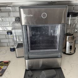 GE Profile Nugget Ice Maker