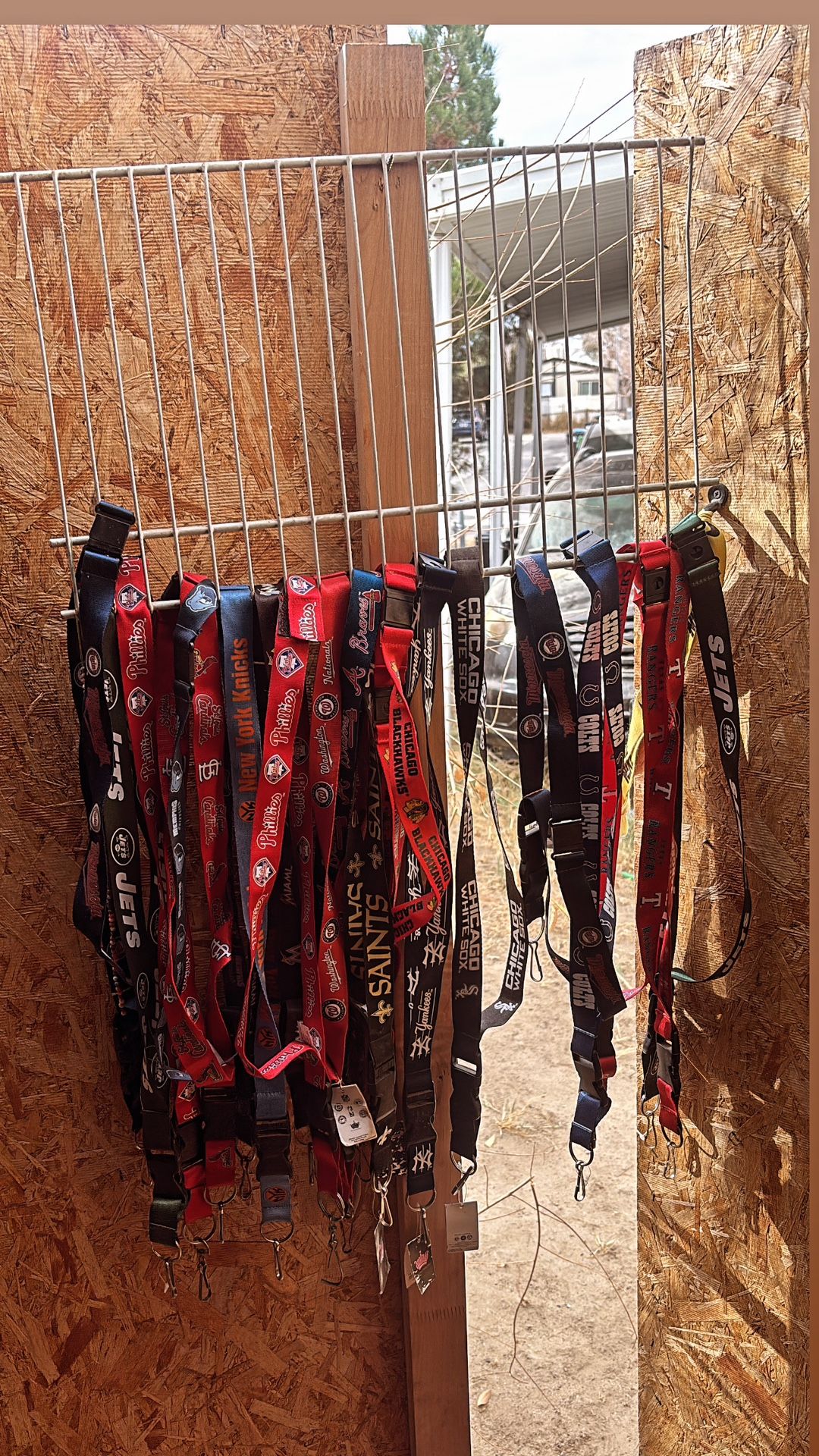 NEW NFL & MLB LANYARD BULK