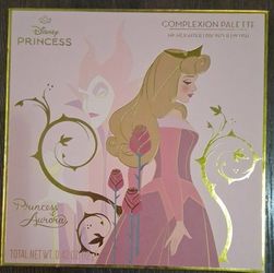 New Disney Princess Aurora Makeup Complexion Pallette 