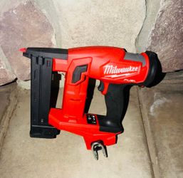 Milwaukee M18 FUEL 18 Gauge 1/4 in Narrow Crown Stapler - Tool Only (2749-20)