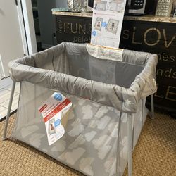 NEW Skip Hop Play Pen, Travel Crib