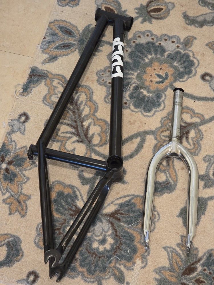 Cult 2 Short Frame & Sect Fork