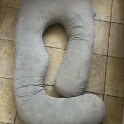 Mom Cost Pregnancy Pillow $25
