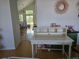 Cream desk