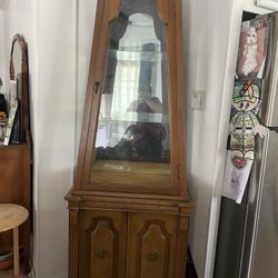 Cabinet with 2 Glass Shelves with Light 