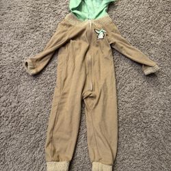 Star Wars Baby Yoda Size 4
