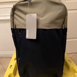 Incase Durable Backpack  