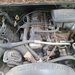 4.0 L V6 MOTOR AND TRANSMISSION 