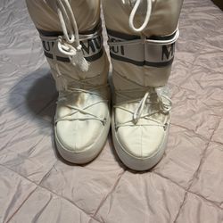 Moon Boot 