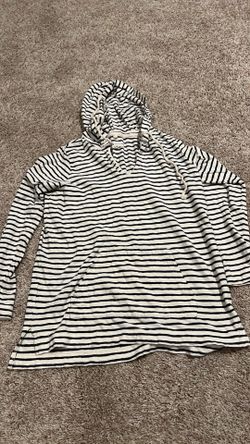 Lou grey hooded pull over size xs