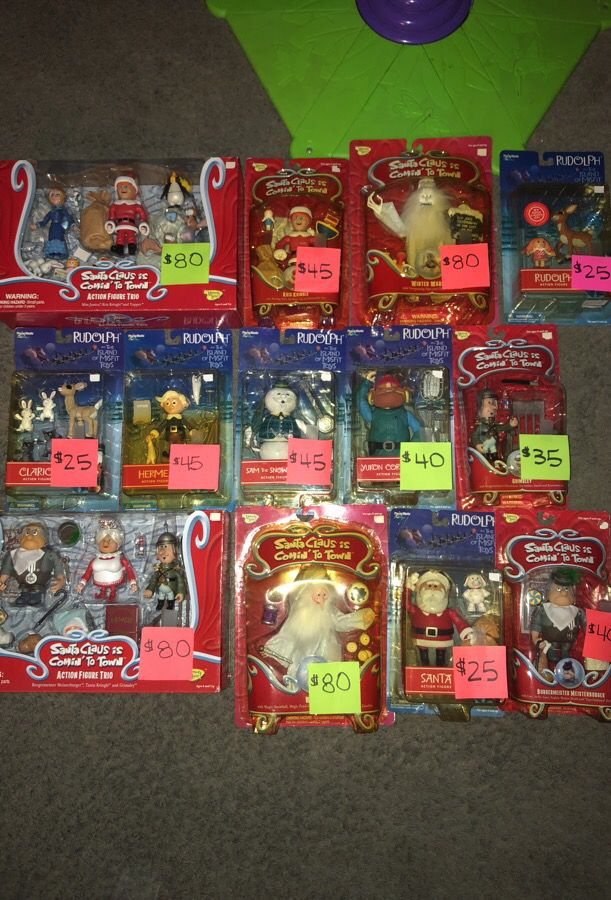 Santa clause is coming to town collectible figures and Rudolph an the island misfit toys