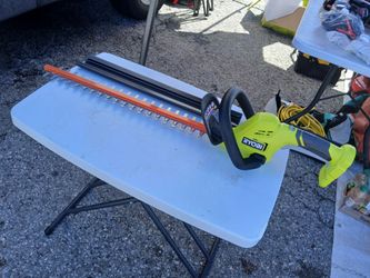 Trimiador ryobi 18v de 22 pulgadas solo herramienta