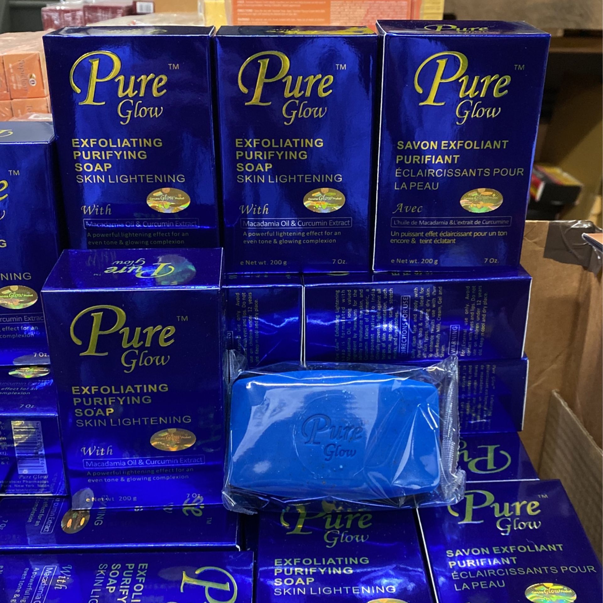 Pure Glow Exfoliating Soap 200g