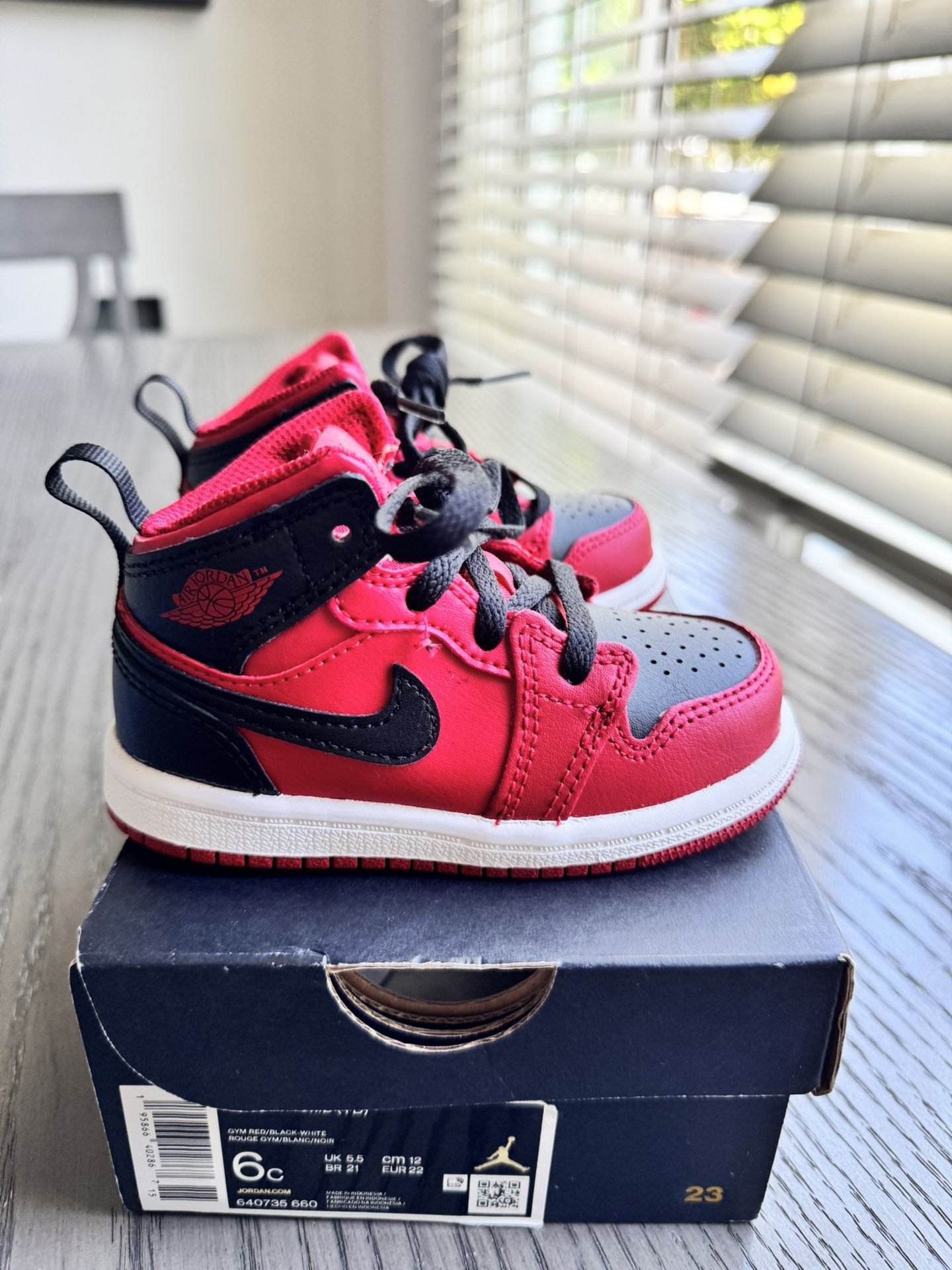 Nike Air Jordan 1 Mid “Reverse Bred”