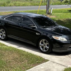 2010 Ford Taurus