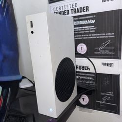 Xbox Series S Bundle – Console + Controller + Headset