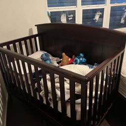 Baby Crib 