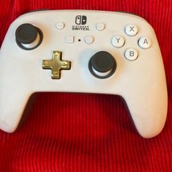 Power A Nintendo Switch Wireless Controller gold/white