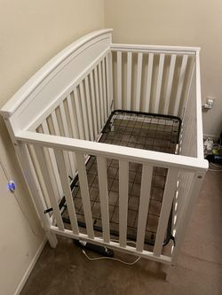 Graco Newborn Crib