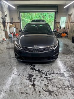 2019 KIA Optima