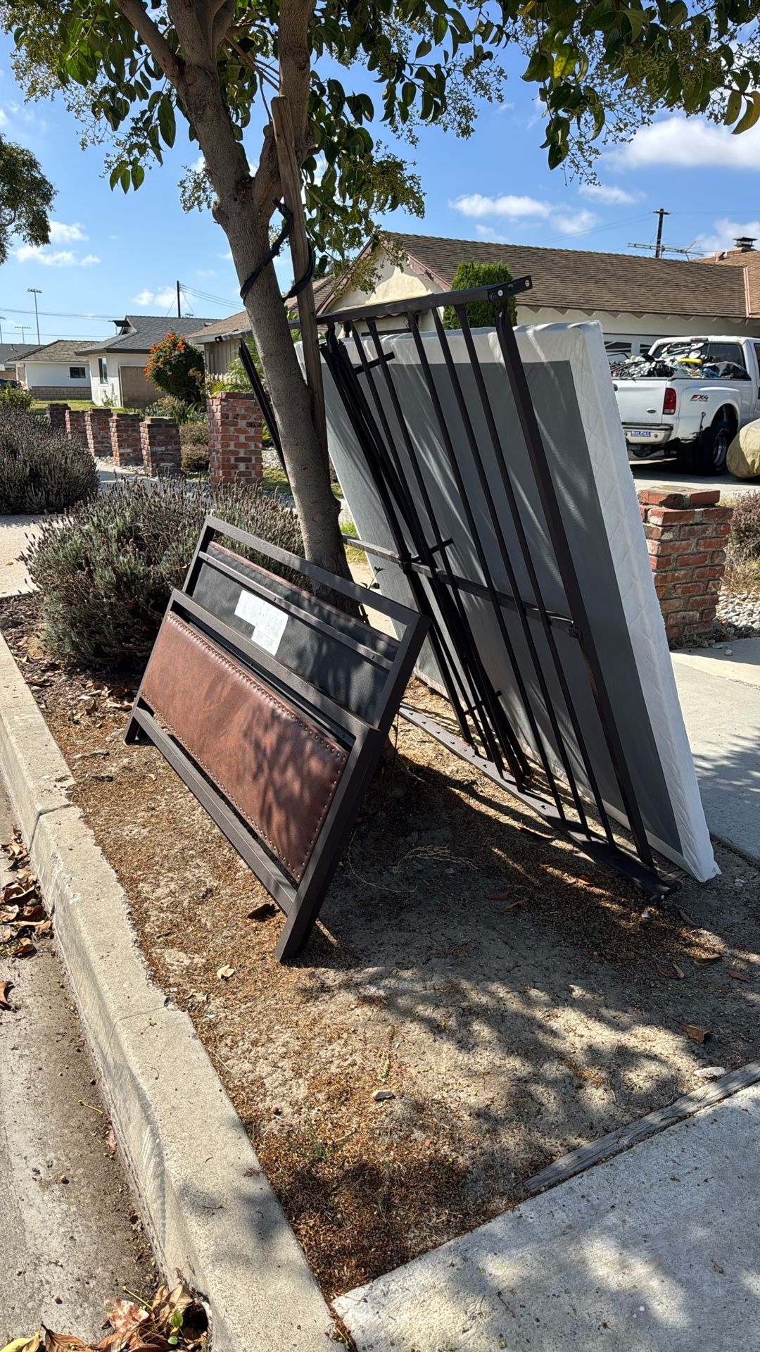 Free Queen Size Bed Frame