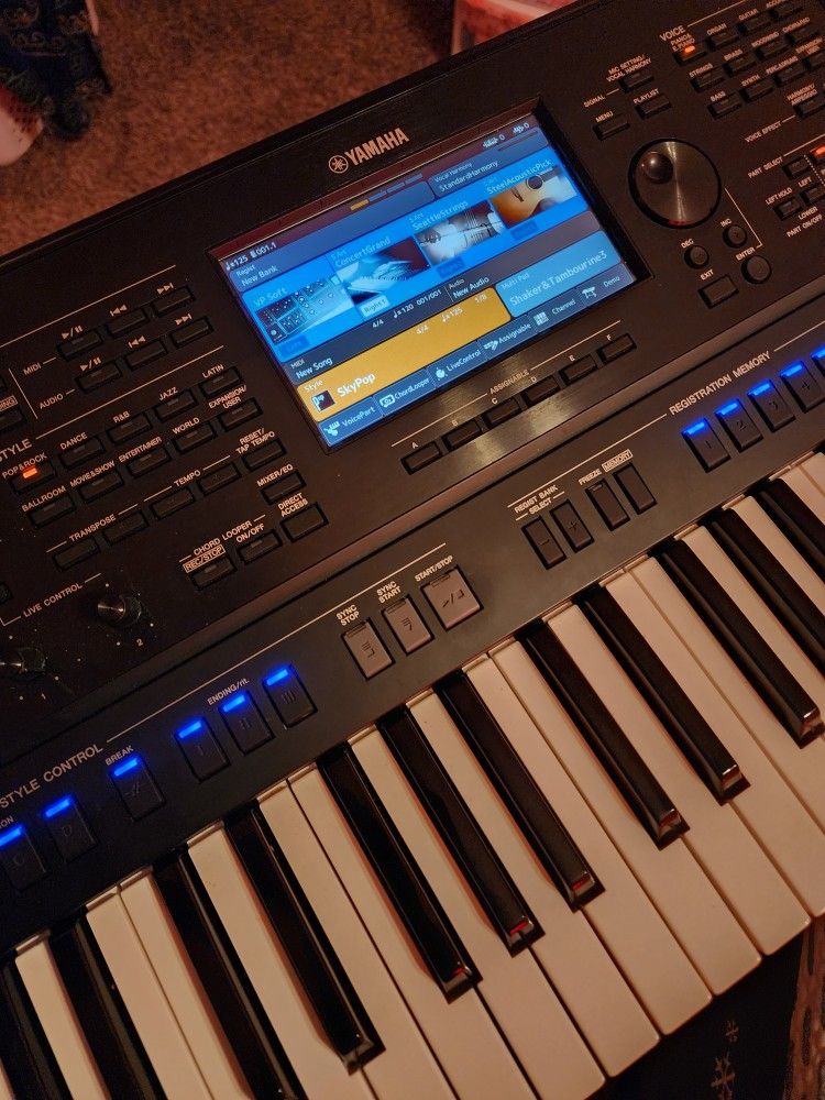 Yamaha PSR SX900