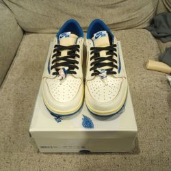 Jordan 1 Retro Low OG SP Fragment x Travis Scott 
