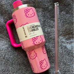 New hello Kitty 40oz Stanley Cup 