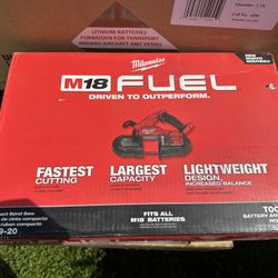 Milwaukee M18 FUEL 18V Lithium-Ion Brushless Cordless Compact Bandsaw. (Tool-Only)