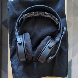 BRAND NEW HyperX Cloud Jet wireless gaming headset