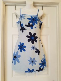 Women's Dress Size Small