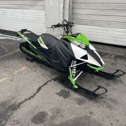 Arctic Cat Snowmobile 2018 Year 100 Mille