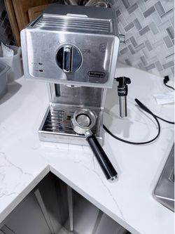 Espresso coffee machine