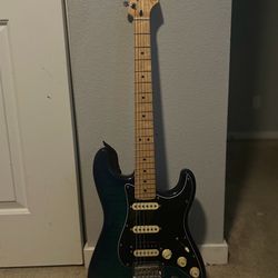 Fender Stratocaster Electric Guitar – Beautiful Blue Finish, Excellent Condition