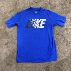 Boys Nike Dri Fit Shirt size XL - blue/blk/wht