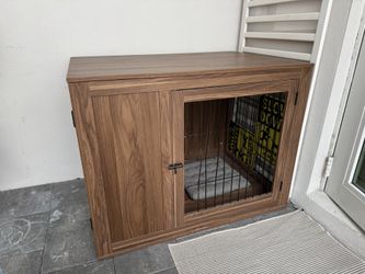Free - Large dogs crate