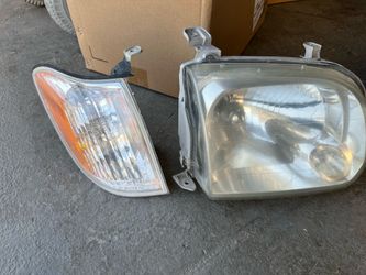2008-2015  Toy Sequioa Head Lamps And Marker Light $80