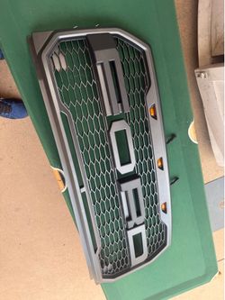 Free car grills / fender flares / other lot