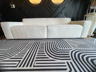 Modern Cream Sofa – Like New