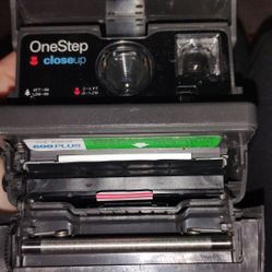 Two Oldschool Cameras..
