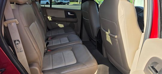 FORD EXPEDITION EDIE BOWER.