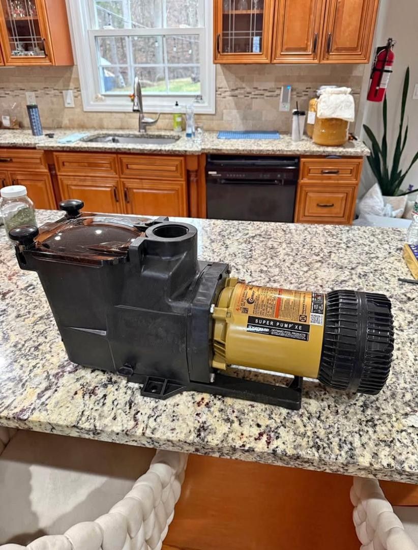 Hayward-Super-Pump-XE-2.25-HP-Brand-New,-Variable-Speed