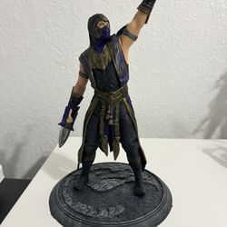 Mortal Kombat Custom 3-D Rain Statue (damaged)