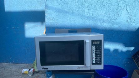 Commercial Amana RMS10TS microwave