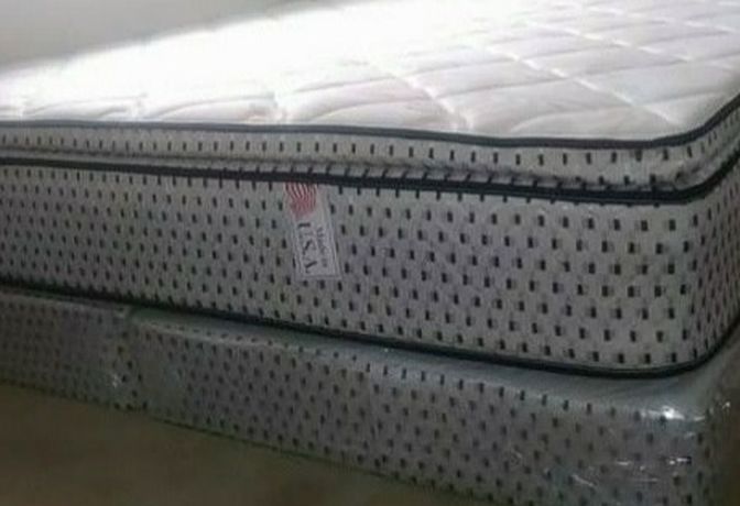 GREAT SALE KING PILLOWTOP MATTRESS WITH FREE BOX SPRING