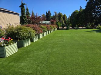 900 sqft Synthetic grass/lawn