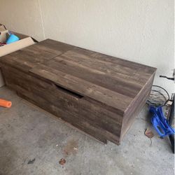 Coffee Table With Storage 