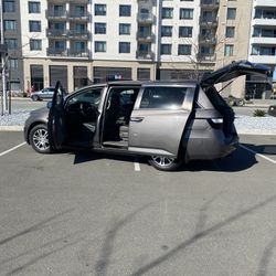 Honda Odyssey  2013  Título Limpio 