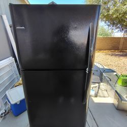 Frigidaire Fridge 